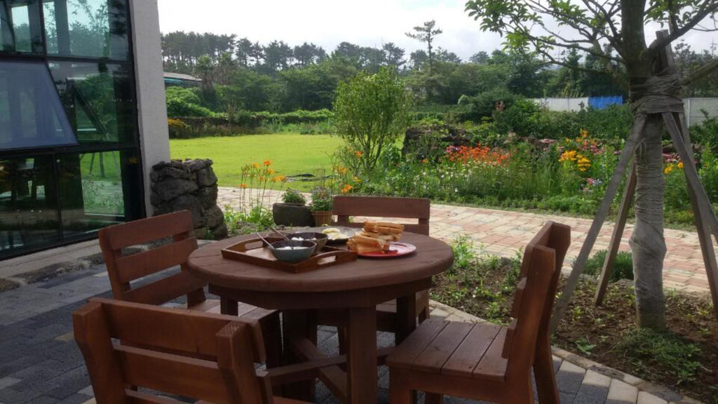 Baghdad House Villa Jeju Exterior photo