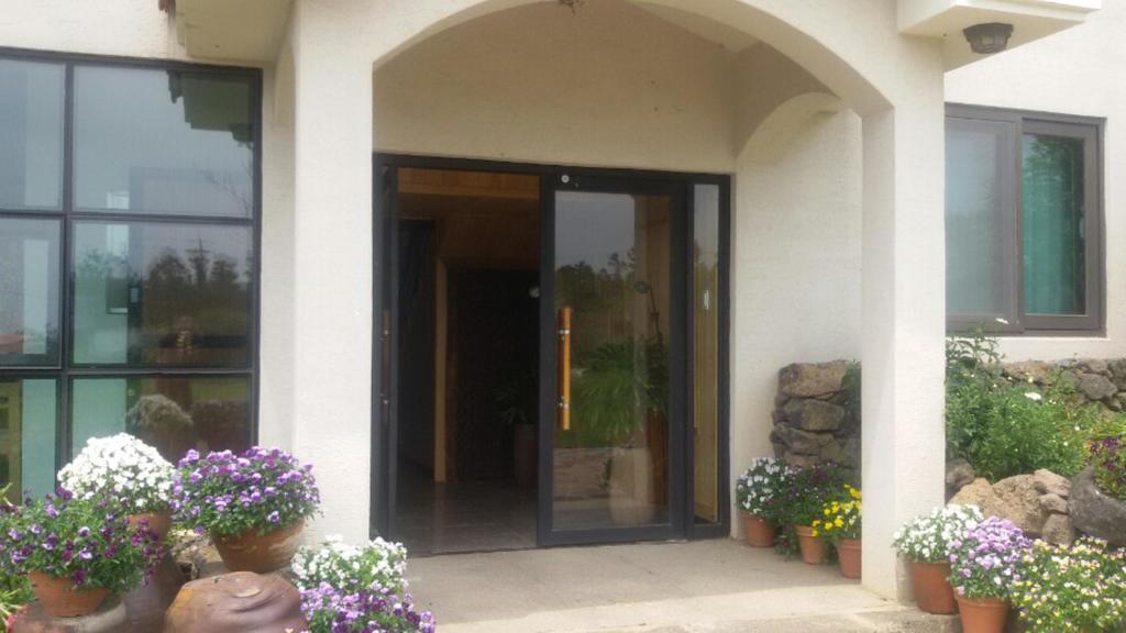 Baghdad House Villa Jeju Exterior photo